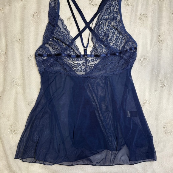 Love Honey Navy Lace Chemise with Strappy Back Size XXL - Picture 2 of 4